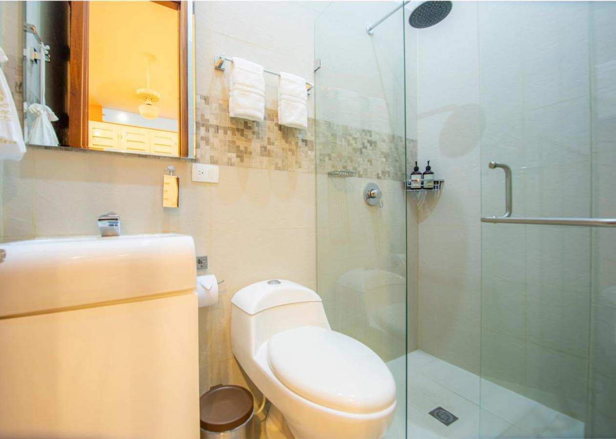 San Pedro Claver Luxury In The Walled Apartment Cartagena